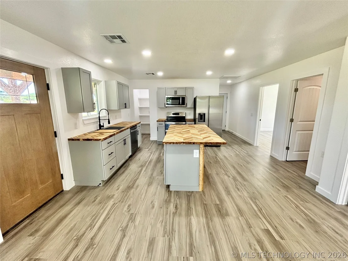 Photo of 4 N King Street