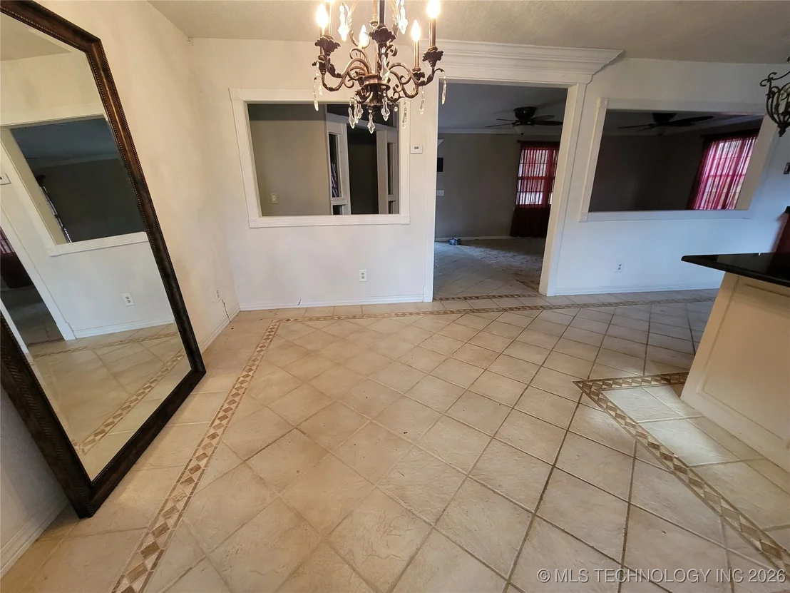Photo of 395 Bower Road