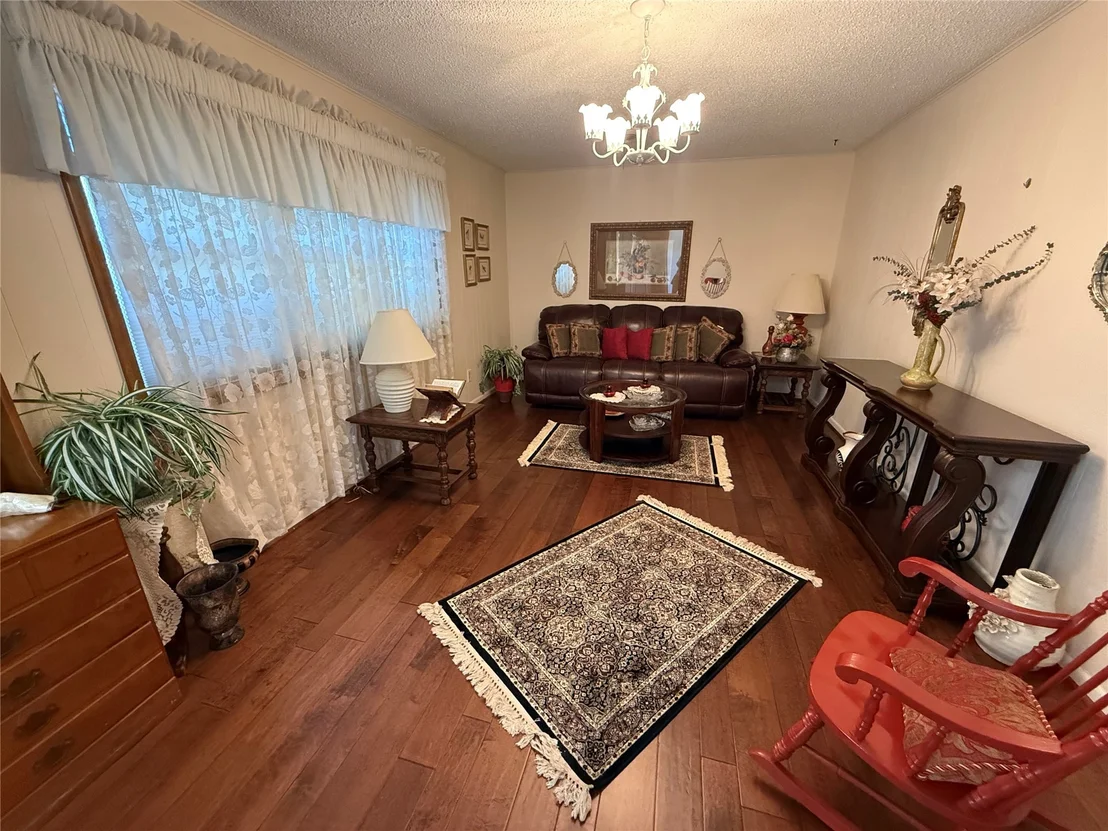 Photo of 9185 Brock Road