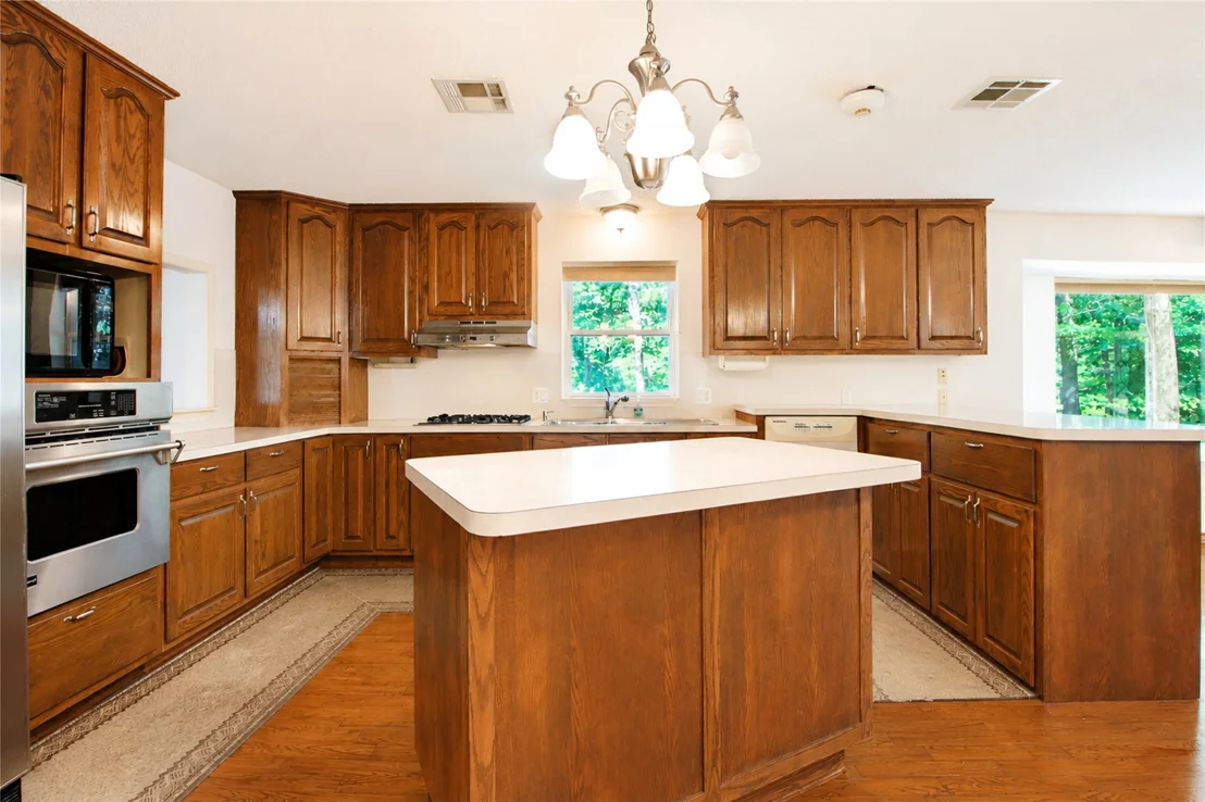 Photo of 3260 Howard Road