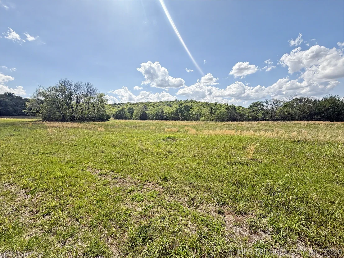 Photo of 428 S Thunder Road