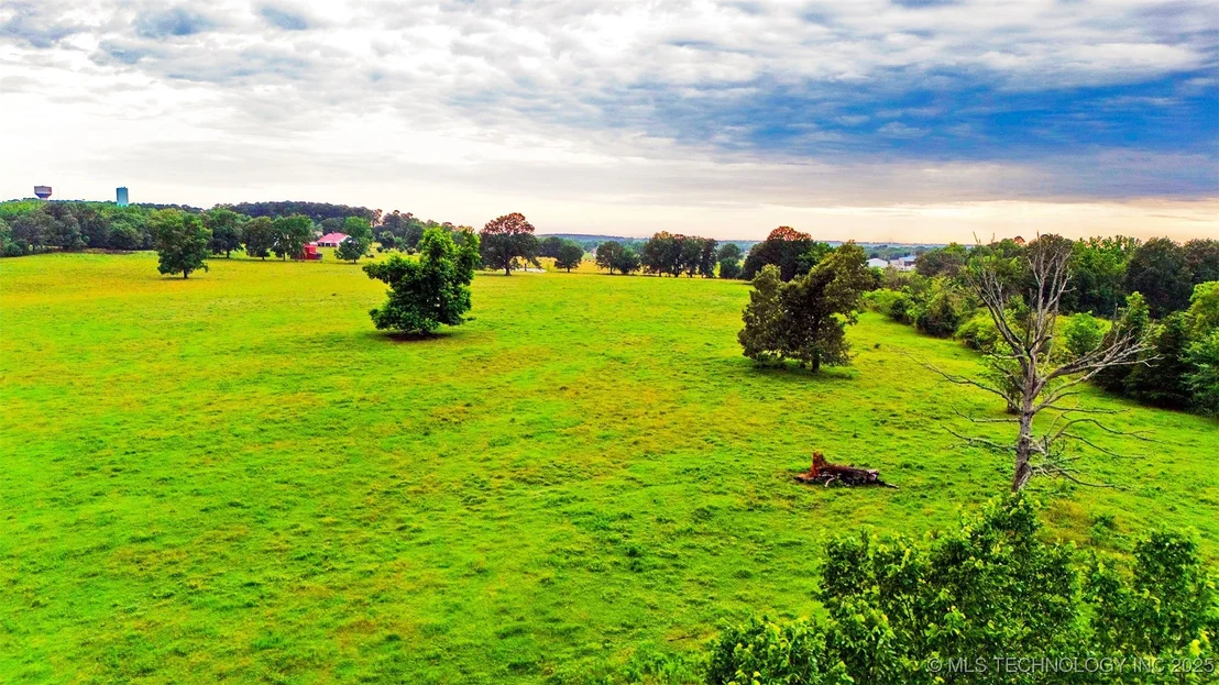 Photo of 1 N Cornerstone Lane