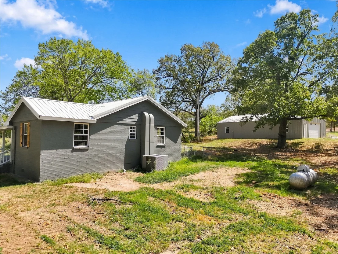 Photo of 471846 E 0840 Road
