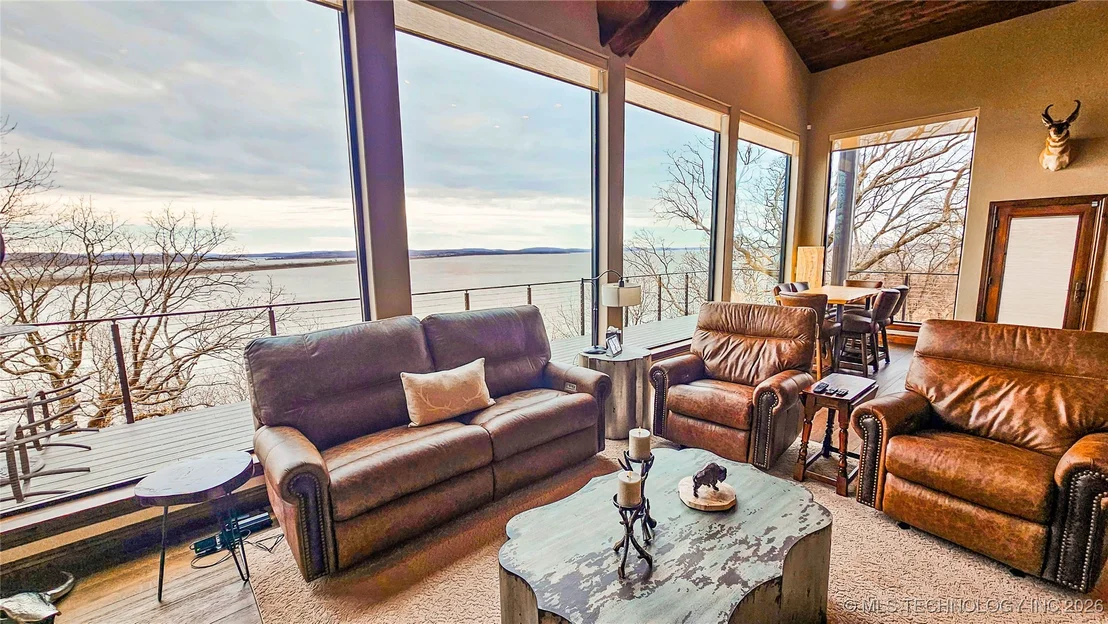 Photo of 417188 Mockingbird Lane