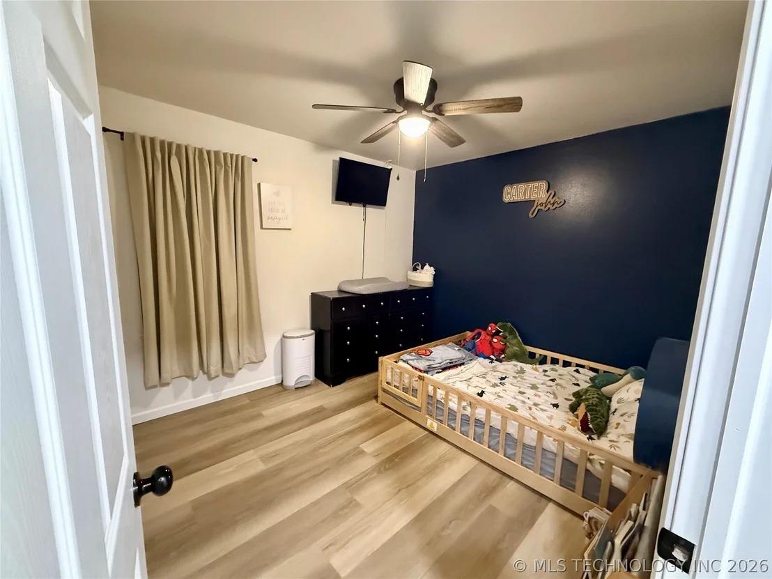 Photo of 989 Sequoyah Drive