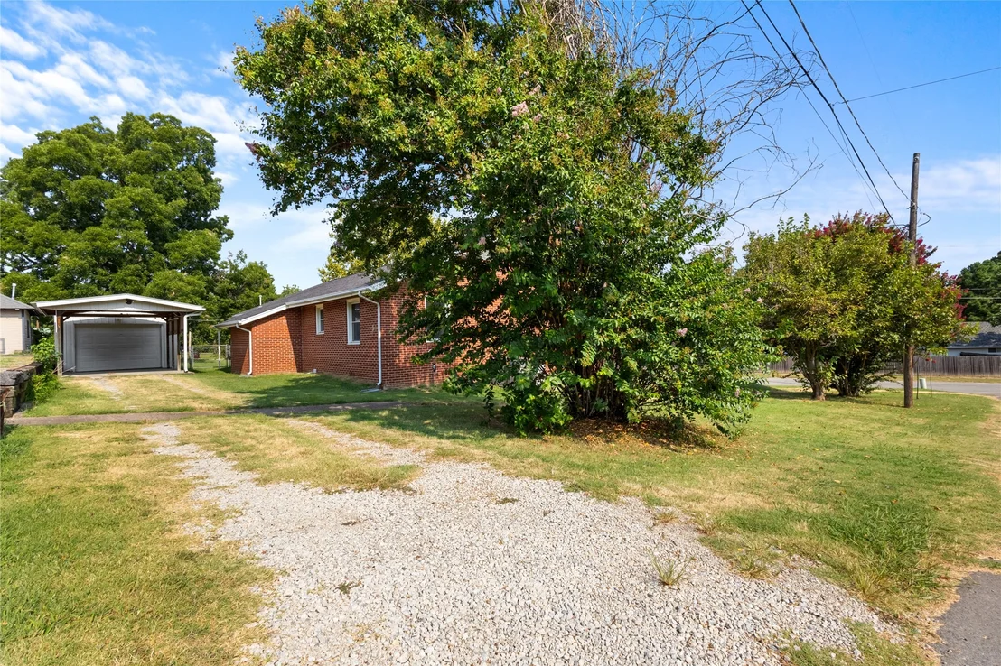 Photo of 401 High Street