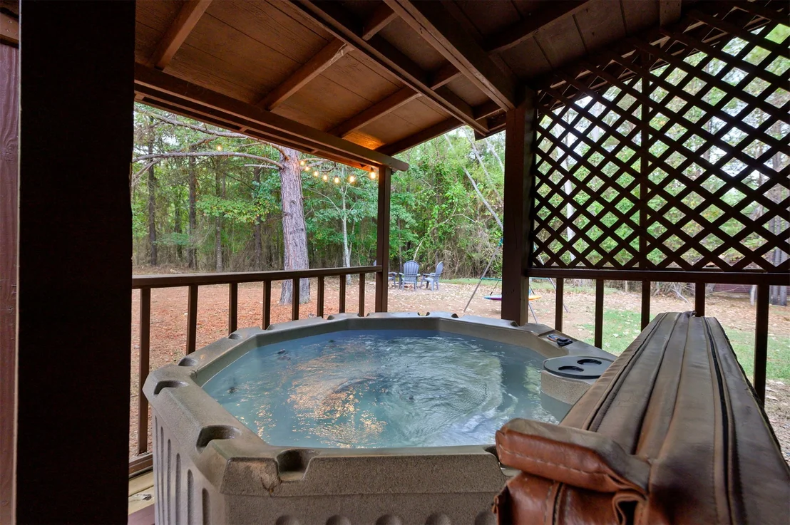 Photo of 609 Canoe Road