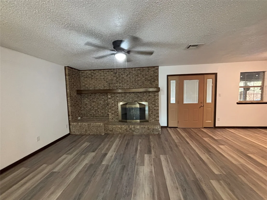 Photo of 367 W Cliff Drive