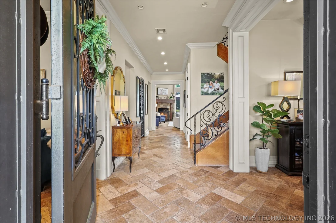 Photo of 87 Tuscan Road