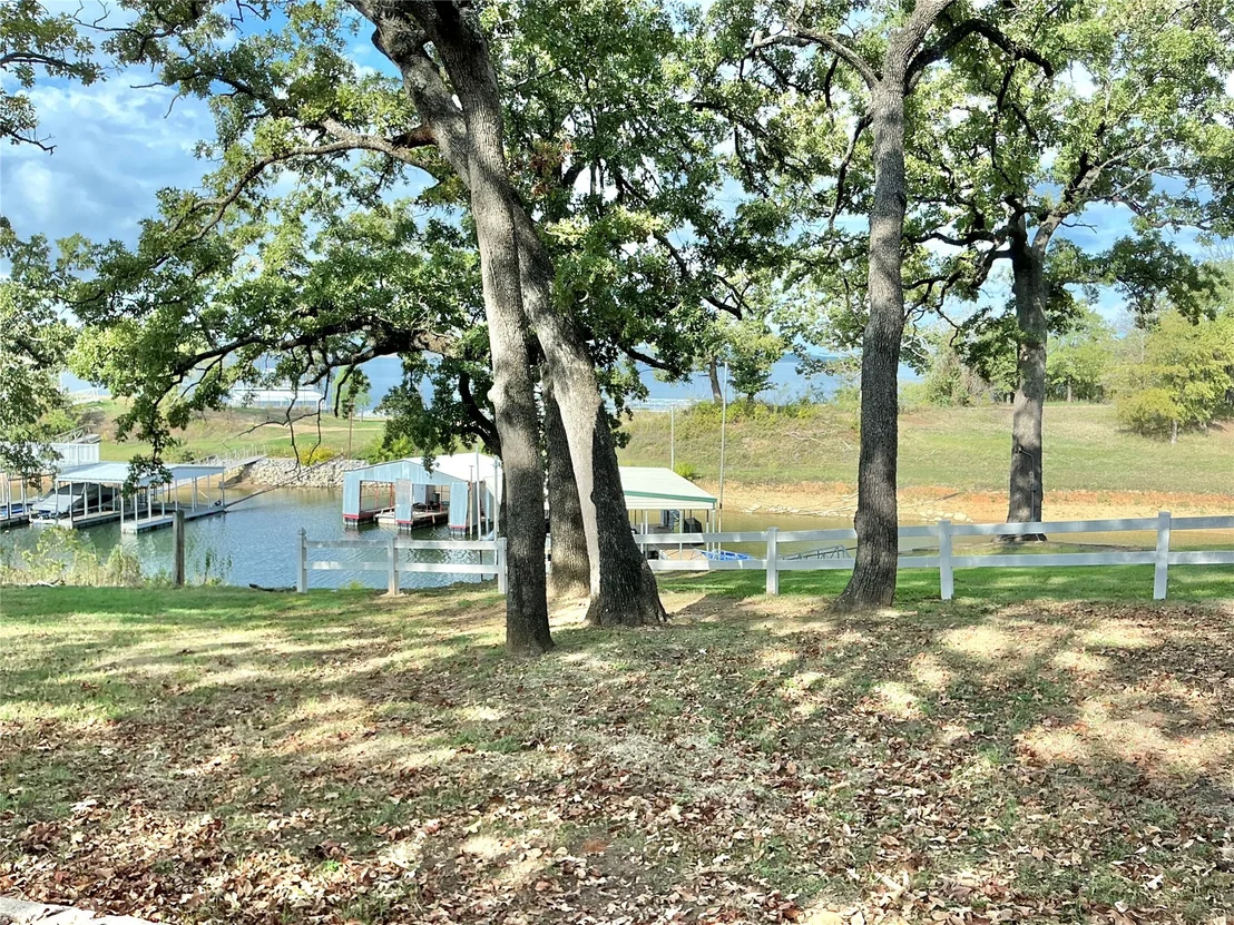 Photo of 493 N Sand Point Road