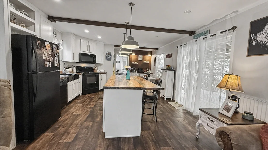 Photo of 10112 Sandstone Road