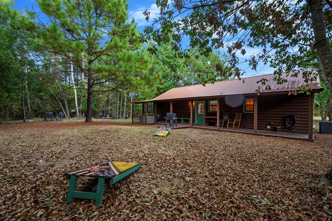 Photo of 609 Canoe Road