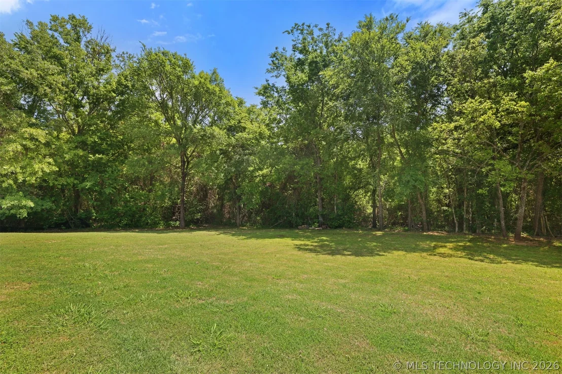 Photo of 7221 Garden Oak Drive