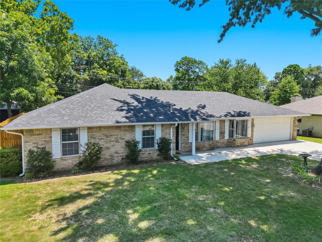 Photo of 8217 Meadow Drive