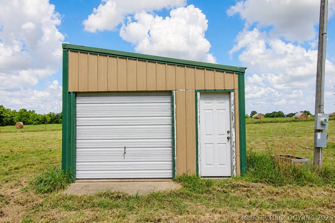 Photo of 19183 S Prairie Bell Road