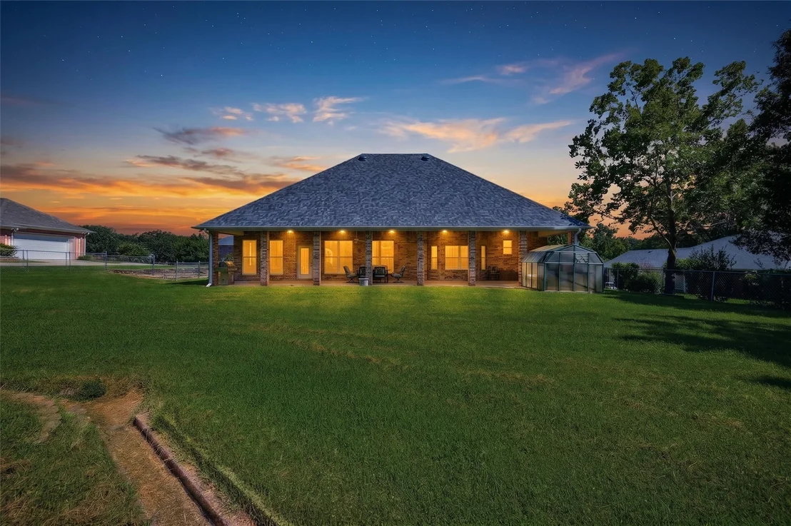 Photo of 3201 Greenbriar