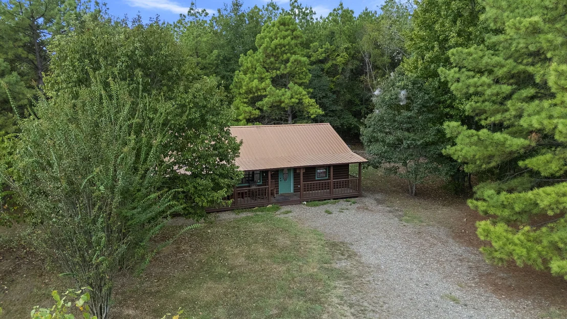 Photo of 609 Canoe Road