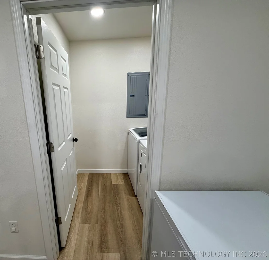 Photo of 989 Sequoyah Drive