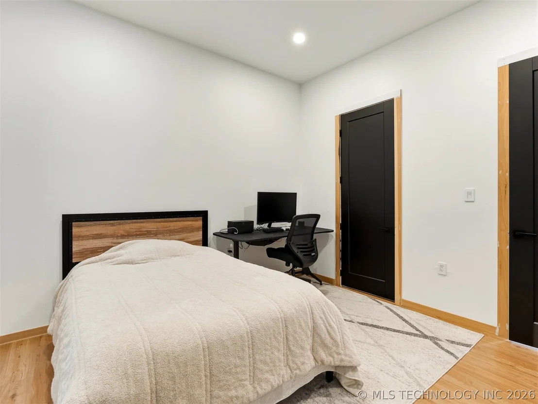 Photo of 28300 County Road 1590