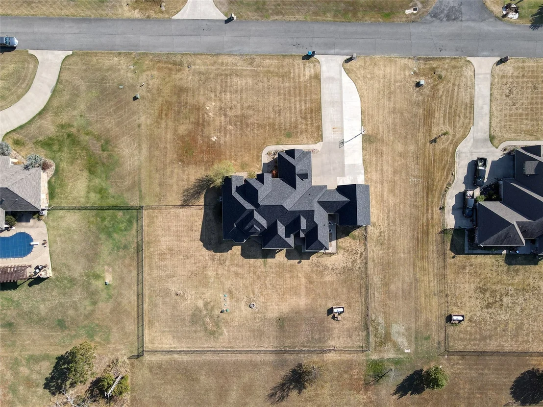Photo of 905 Summit Ridge