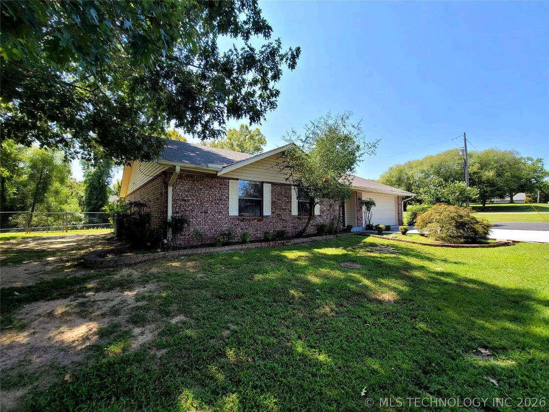Photo of 112 Meadowlark Road