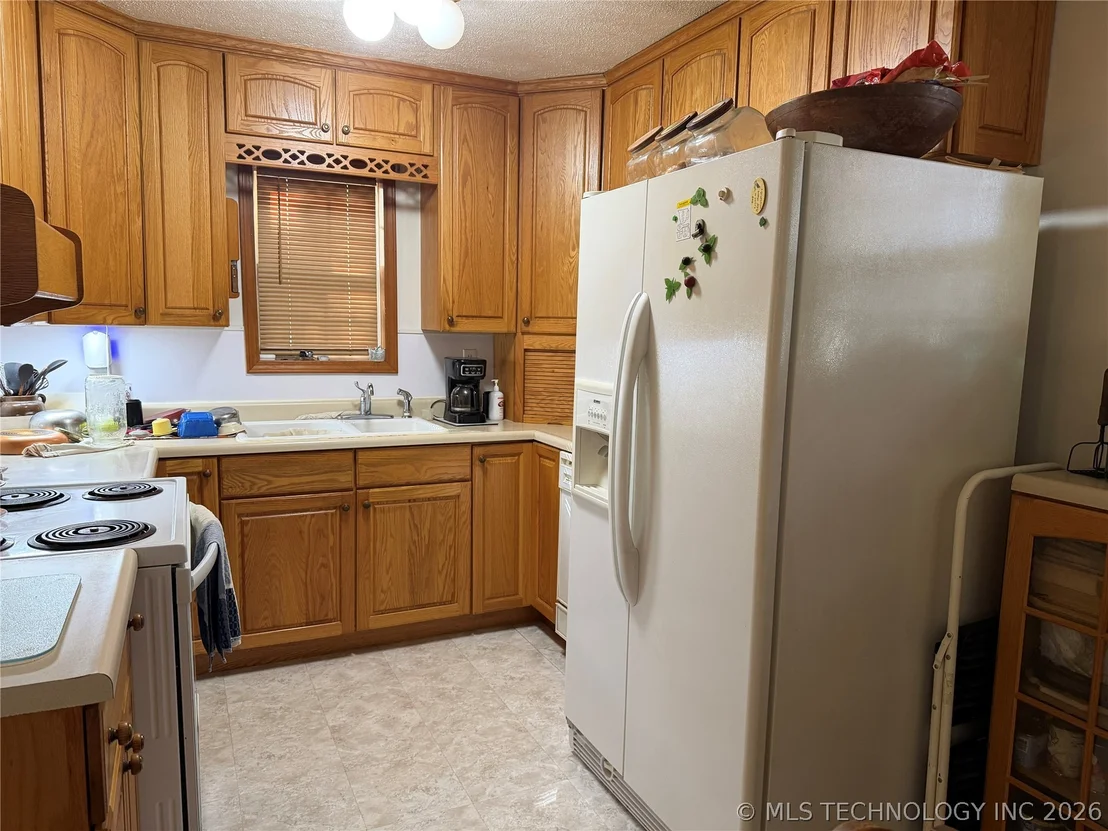 Photo of 425671 E 1168 Road