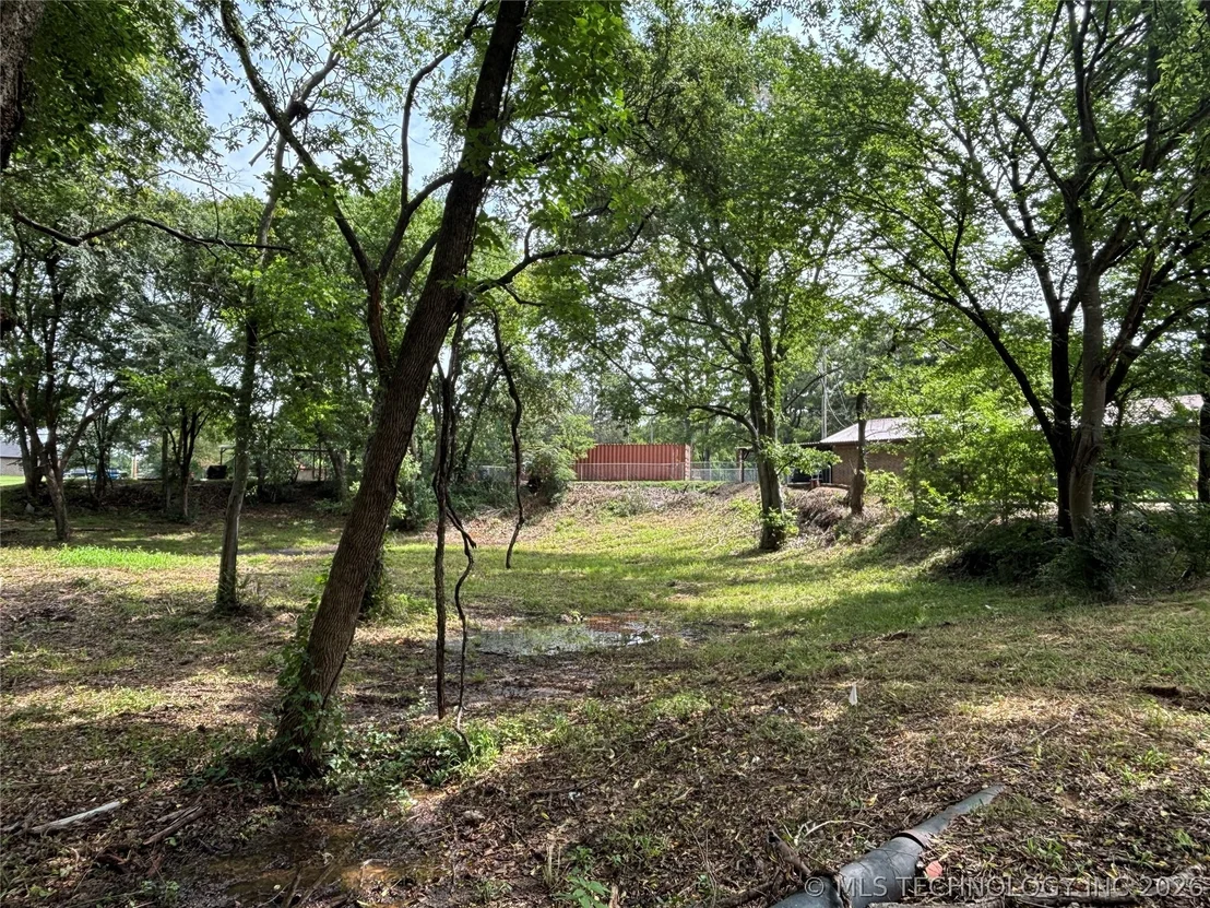 Photo of 601 E Womack