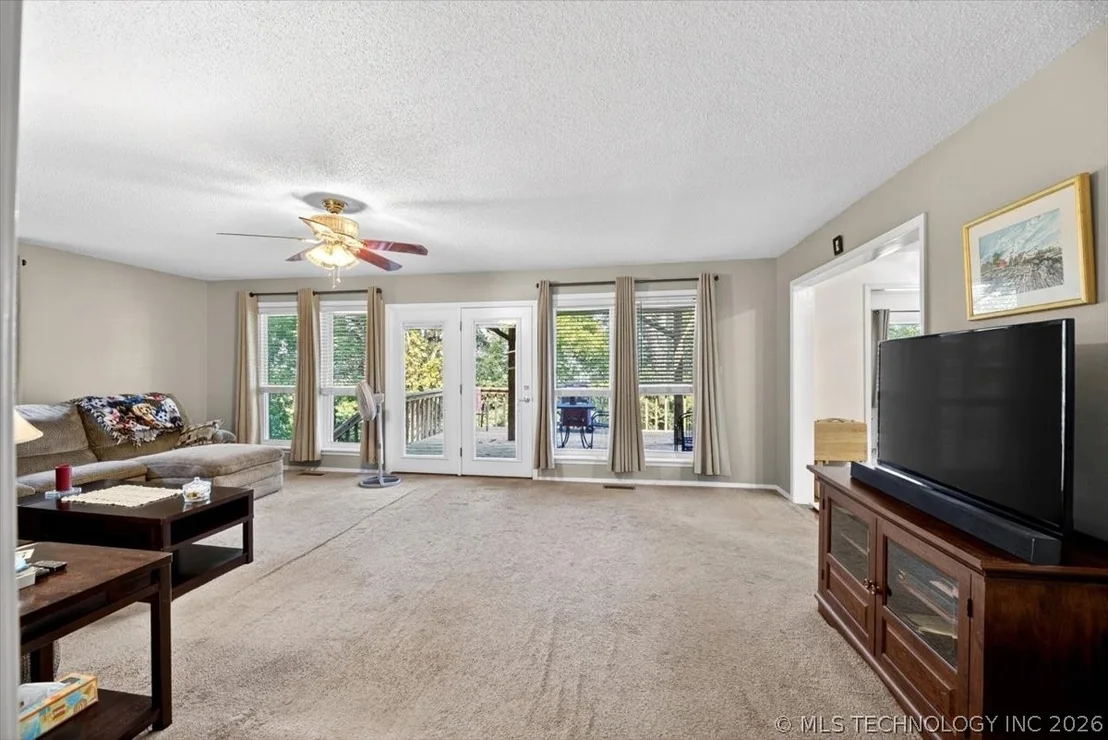 Photo of 36602 Ridge