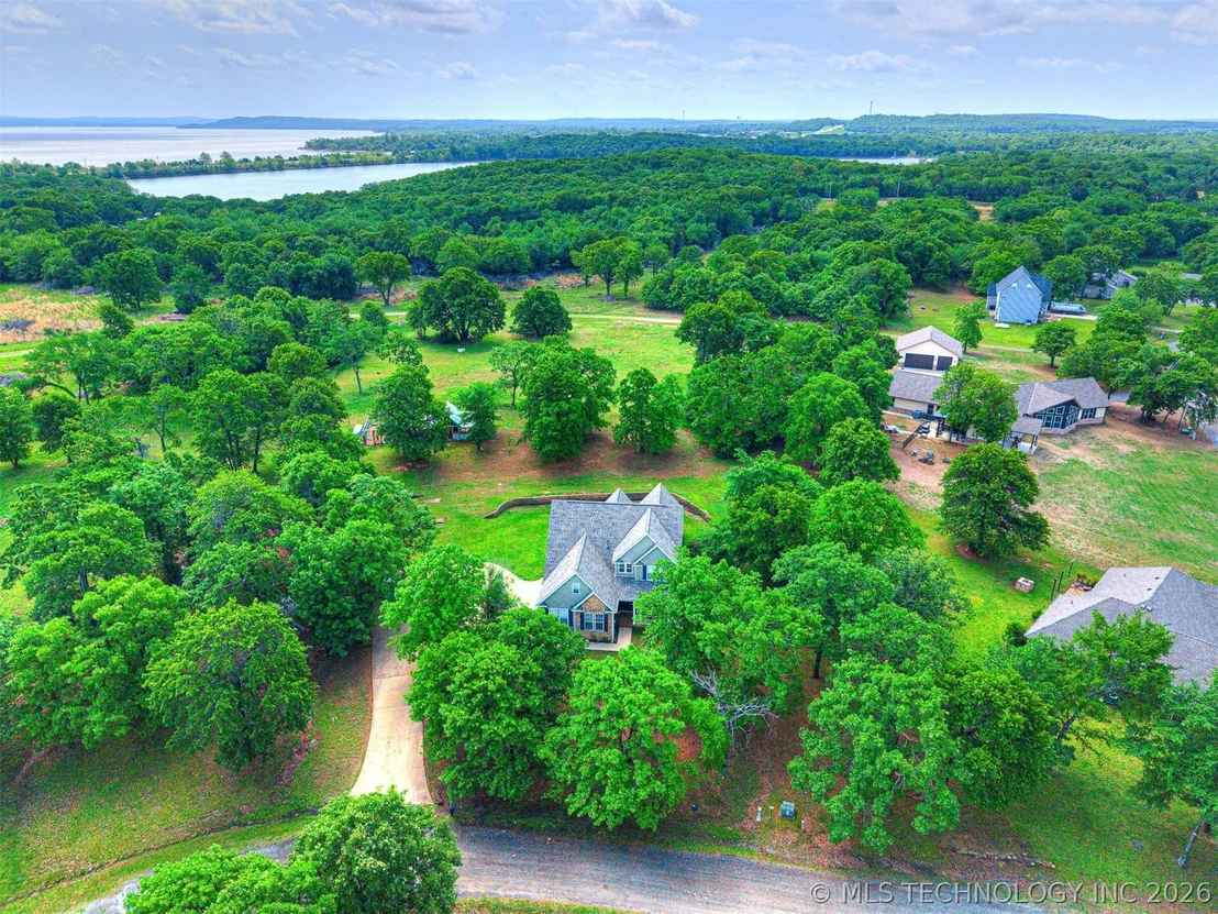 Photo of 2485 Avalon Drive