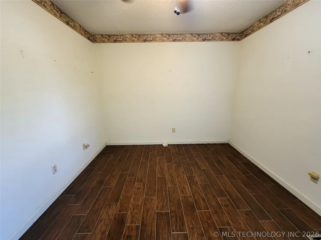 Photo of 112 Meadowlark Road