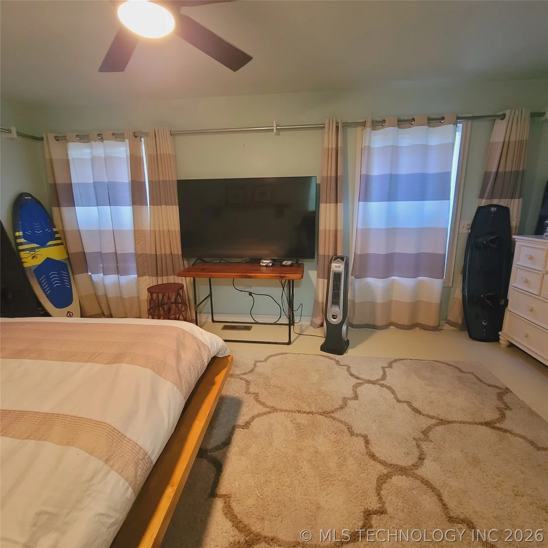 Photo of 105 Lakeview Drive