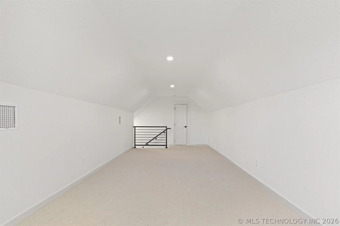 Photo of 849 Springfield Court