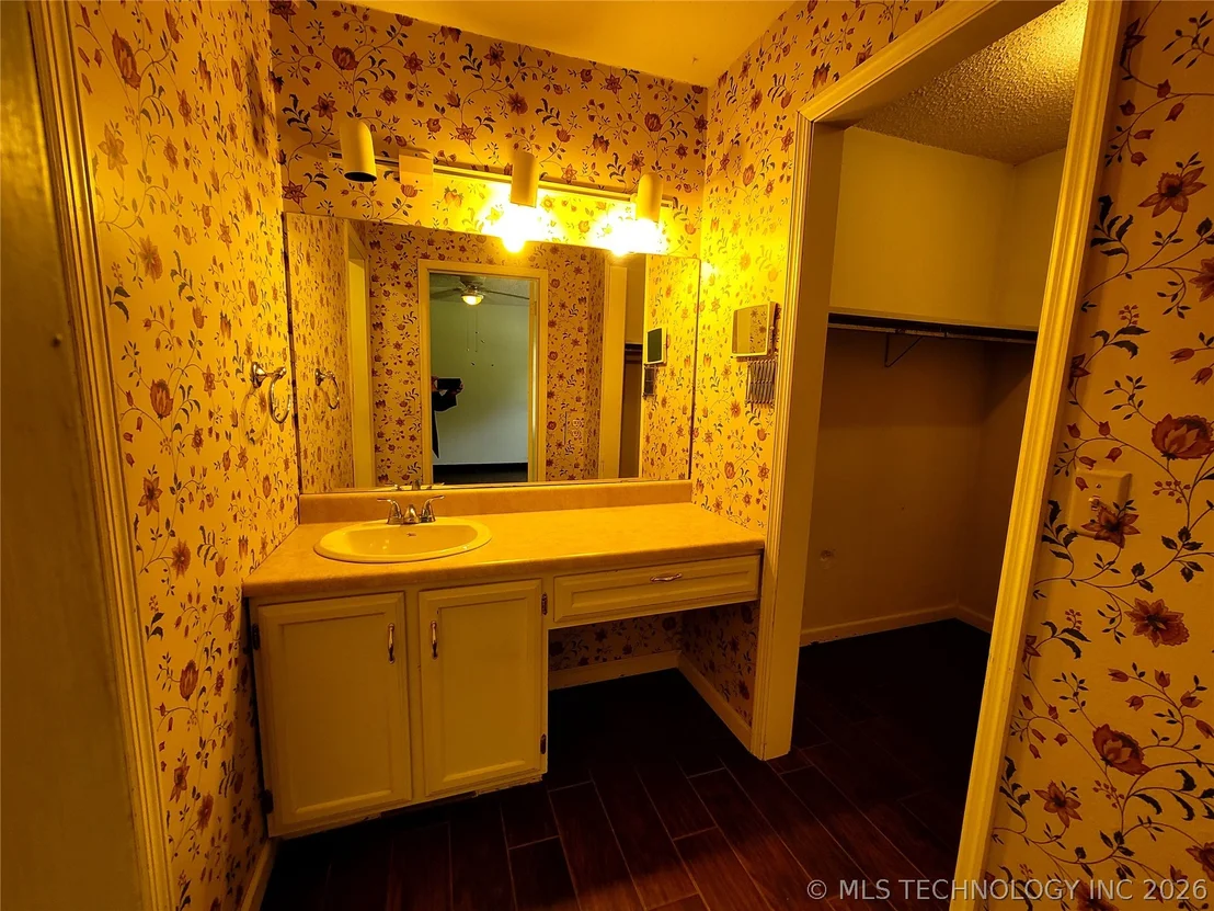 Photo of 112 Meadowlark Road
