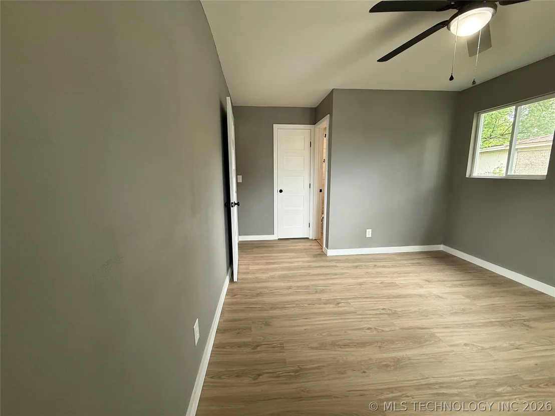 Photo of 702 6th Avenue