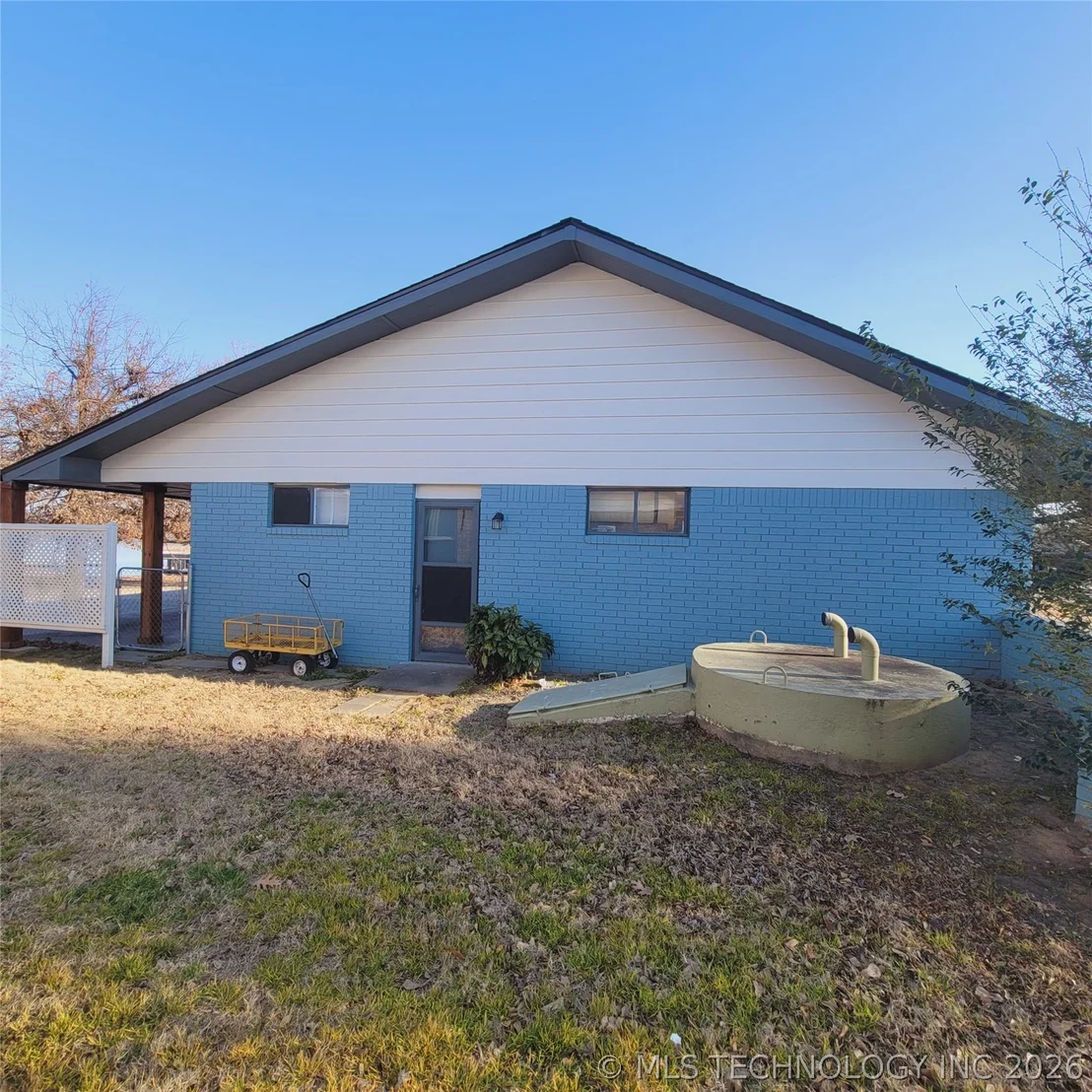 Photo of 105 Lakeview Drive