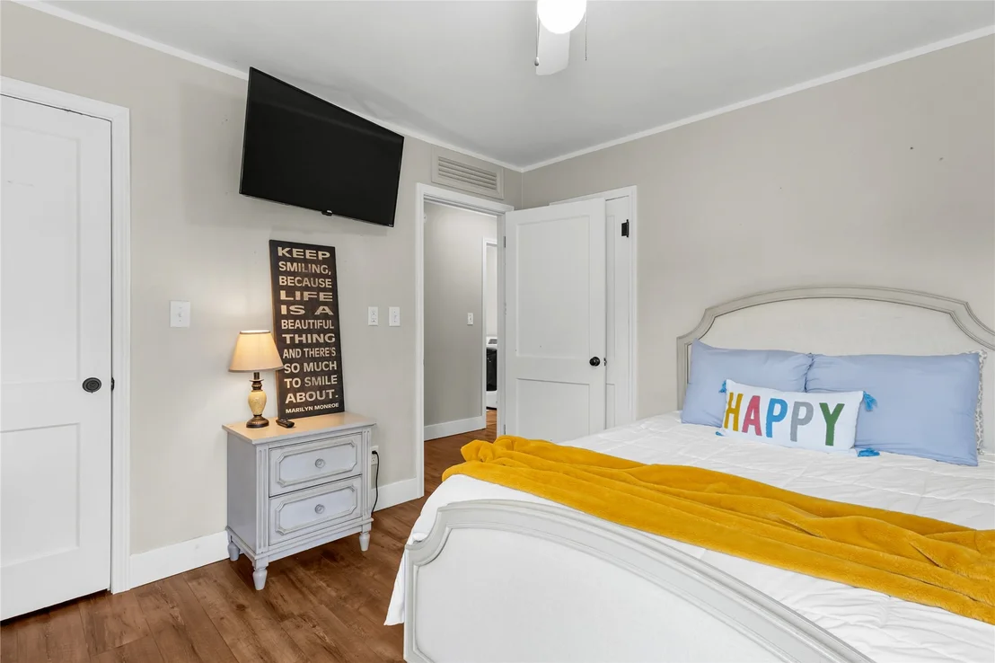 Photo of 401 High Street