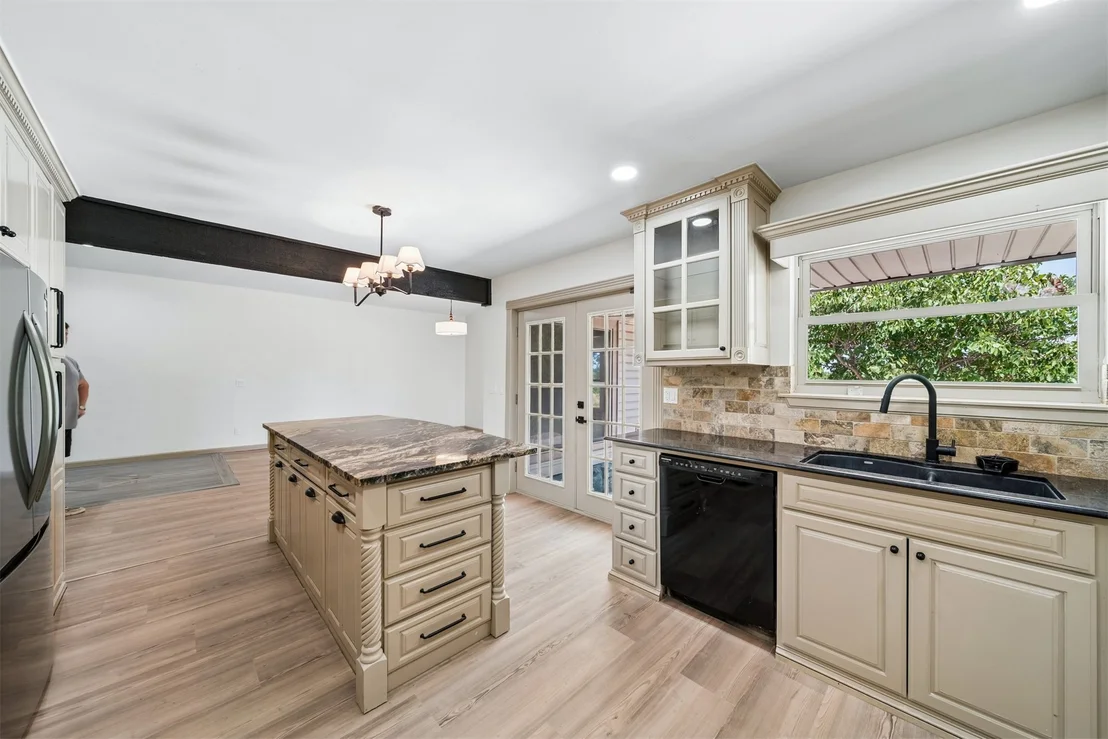 Photo of 31475 Dunegan Road