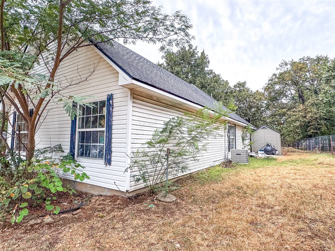 Photo of 70 W Hutson Street