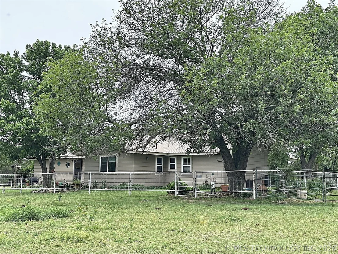 Photo of 1174 Concord