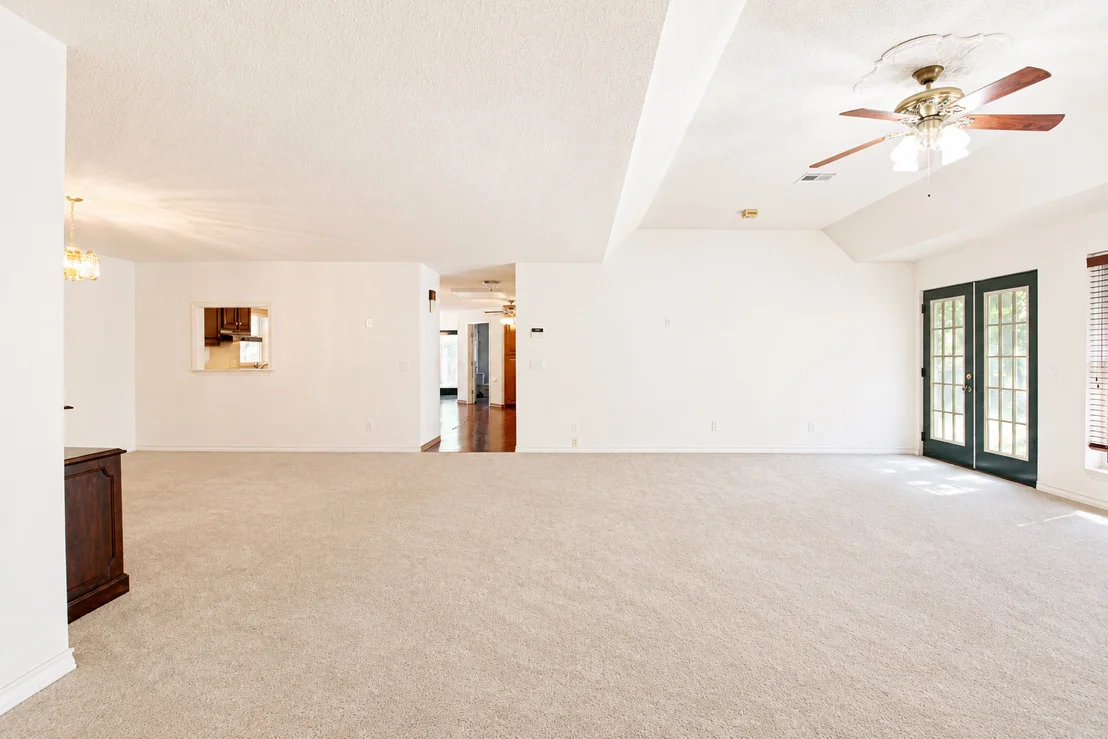Photo of 3260 Howard Road