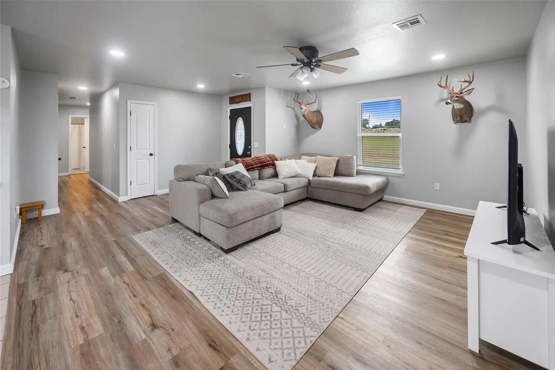 Photo of 4420 W 580