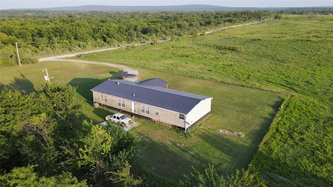 Photo of 548 Ti Valley Road