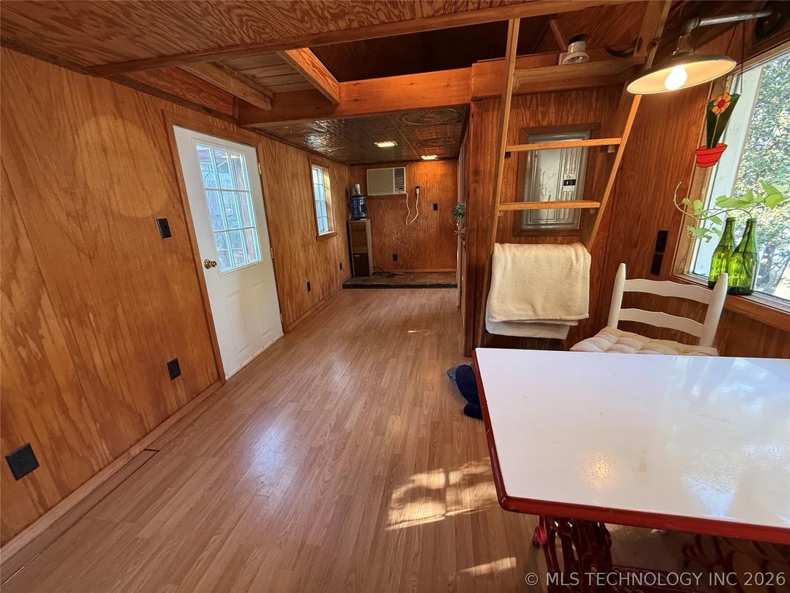 Photo of 111348 4180 Road