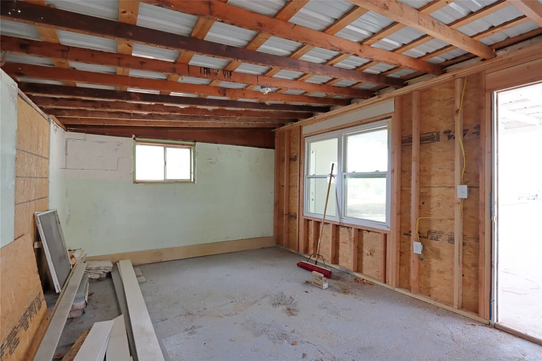 Photo of 8441 Old Taft Road