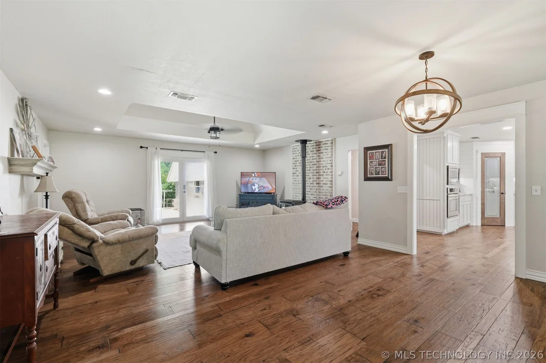 Photo of 2464 S Roberta Road