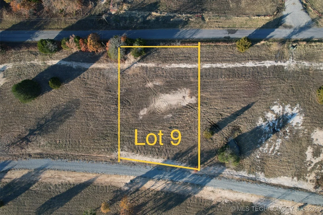 Photo of 9 Kathy Lane