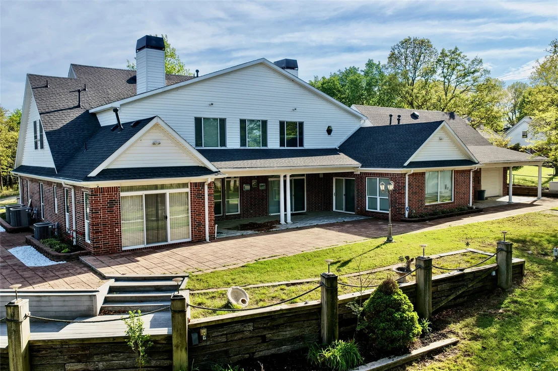 Photo of 25 E Shoreline Drive