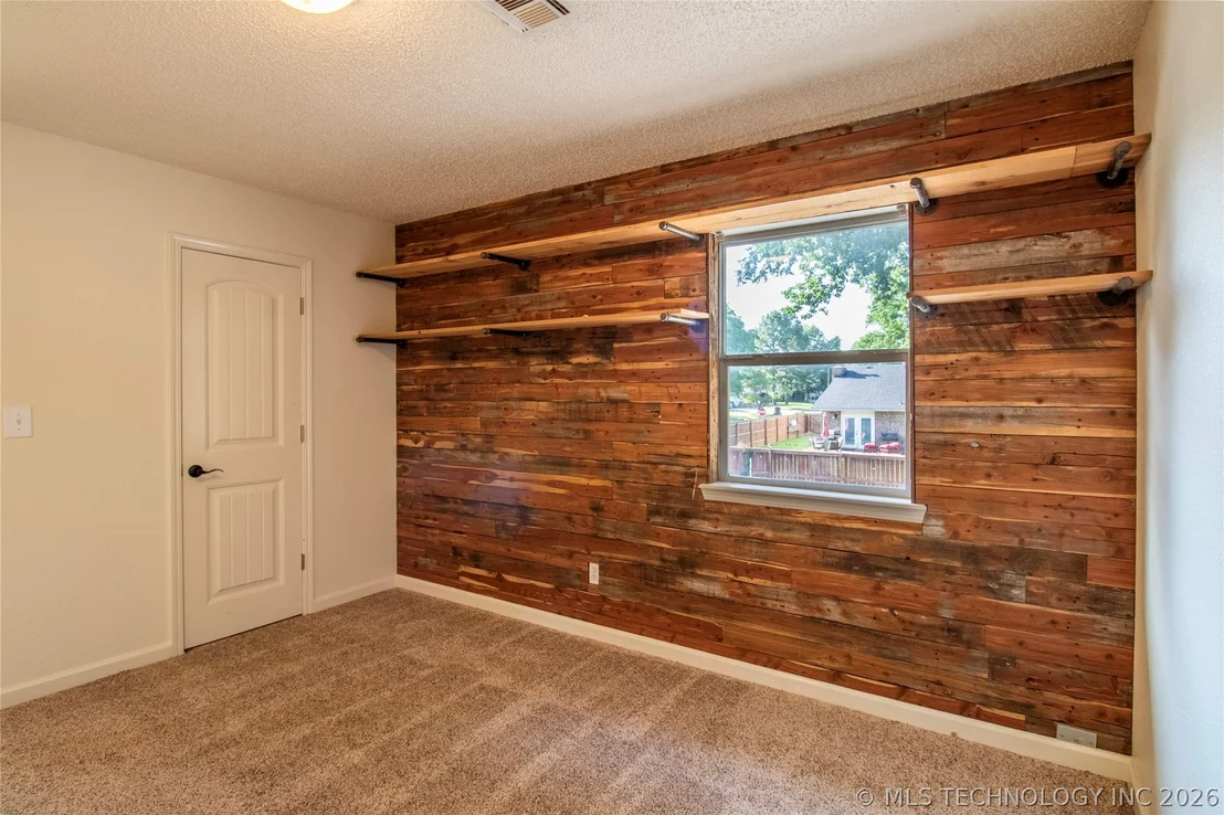 Photo of 3000 Tull Place