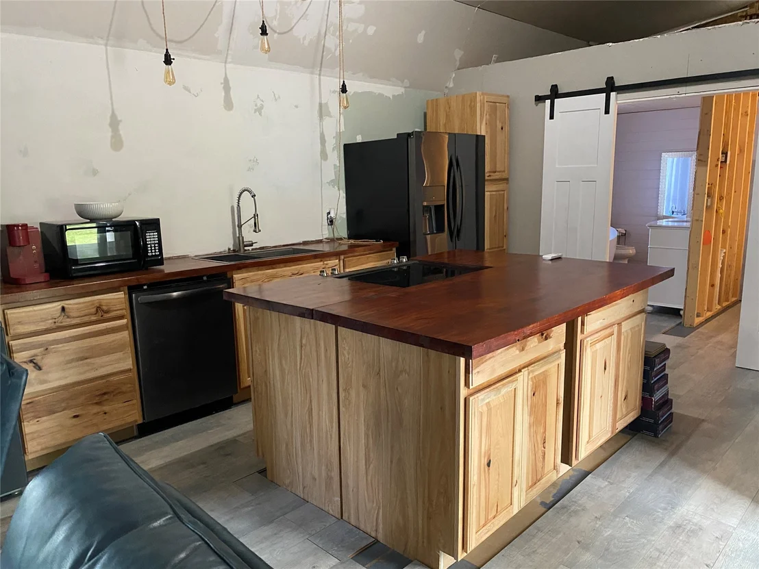 Photo of 609 Murphy Drive