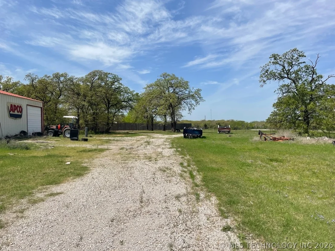 Photo of 4509 Midway